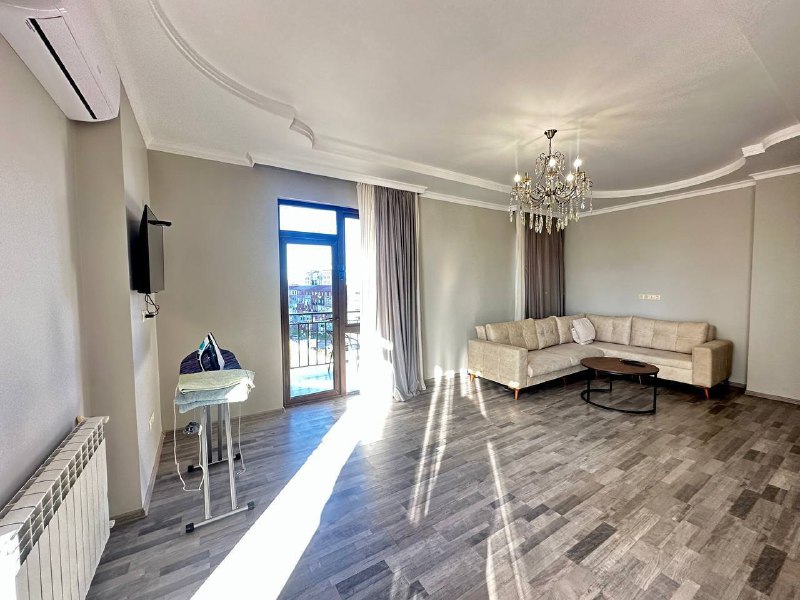 Сдам 2+1 ❤️С видом на горы 💵700$ на год 🌴ул. Багратиони 129, комплекс Gumbati — фото 1