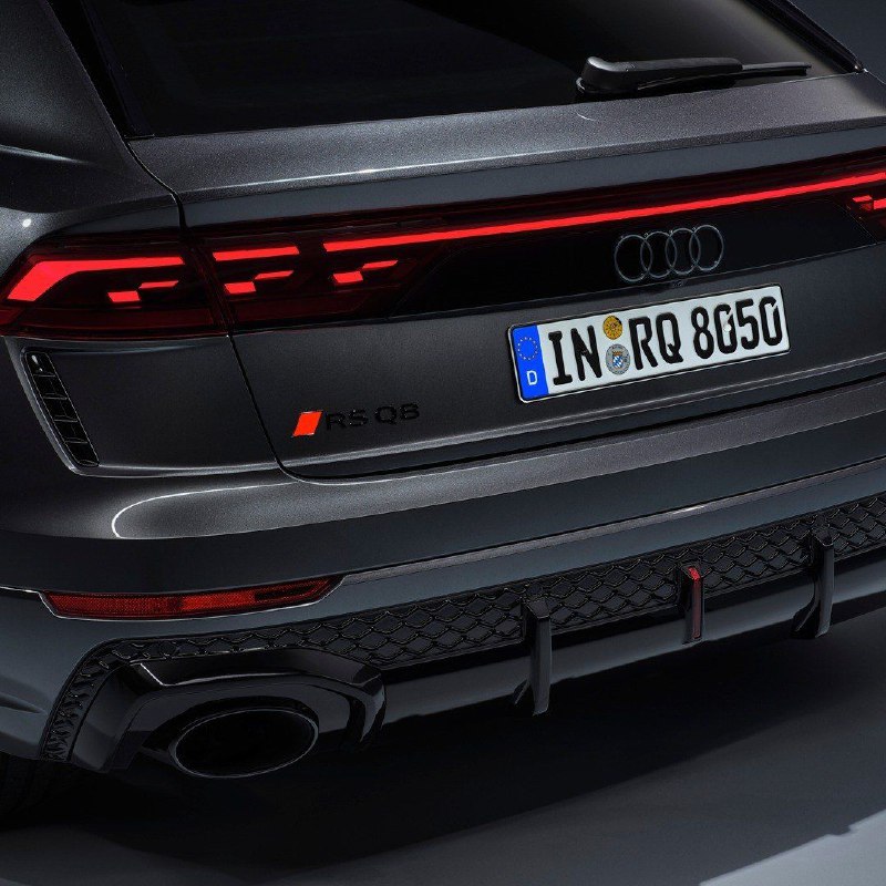 Новая Audi RS Q8 Performance 8