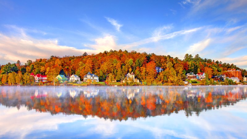 Falling for SaranacVillage of Saranac Lake, Adirondack Mountains, New York (© DenisTangneyJr/Getty Images)