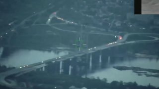 משרד ההגנה הרוסי הראה צילומים של התקפה על גשר כבלים בזפורוז'יה. הגשר הותקף ב-21 באוקטובר.