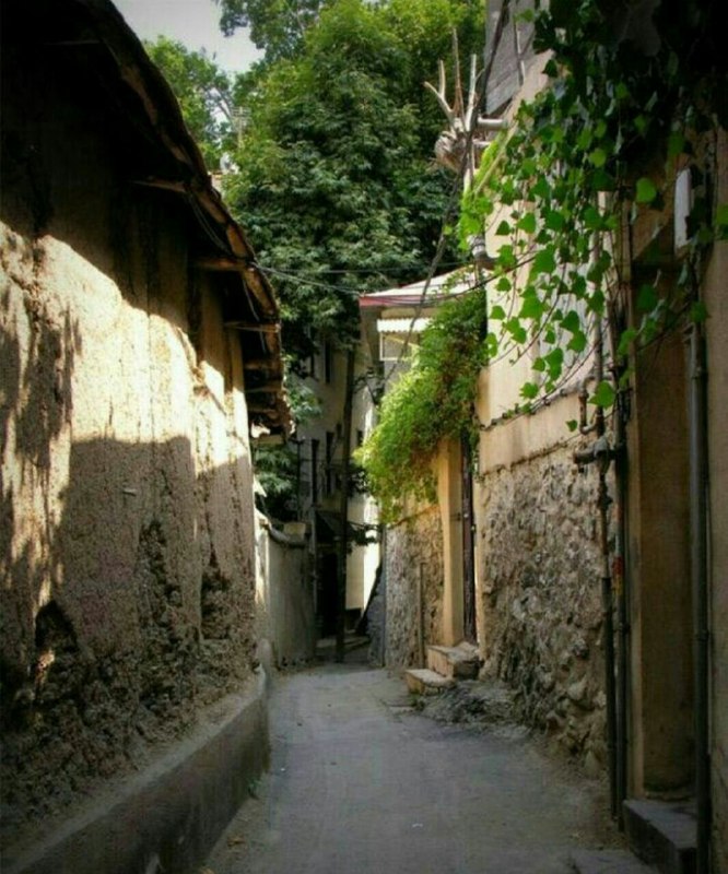 🌷در جستجوی شهدا 🌷: چه بخواهیم چه نخواهیم،باید از کوچه های زندگی عبور کنیمگاهی تلخ،گاهی شیرینعبورها میسازند،کوچه های زندگی ما را...جملات زیب
