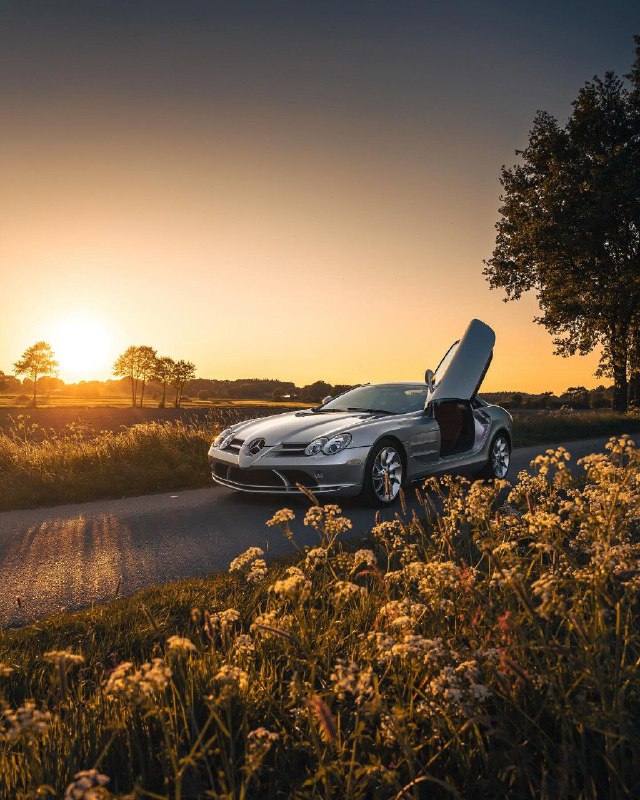 Mercedes-Benz SLR McLaren 1