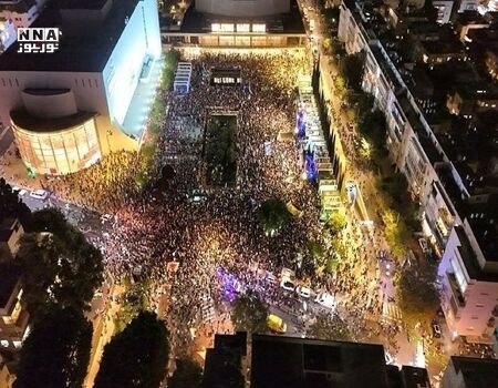 מחאה מסיבית נגד נתניהו; המפגינים דרשו לסיים את כהונתו אלפי מפגינים בתל אביב ובכמה ערים נוספות התנגדו להתנגד…
