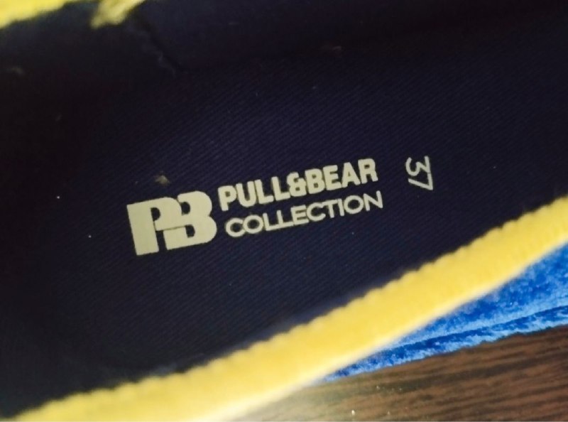 Описание: новые бархатные балетки. цвет ультрамарин. бренд "pull & bear". привезены из европы байеро... - фотография - 1