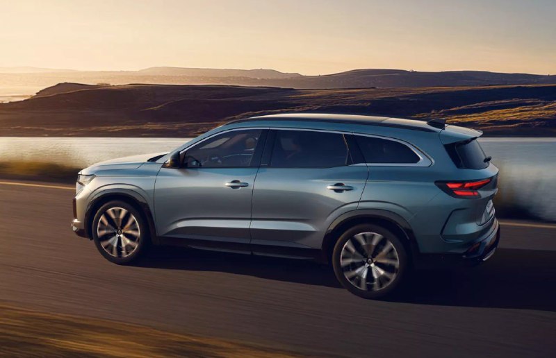 Компания Renault представила обновлённый Espace 2