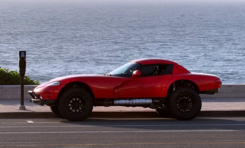 Культовый Dodge Viper RT-10 превратили в внедорожник 2