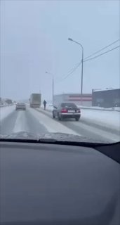 Бесстрашный самокатчик