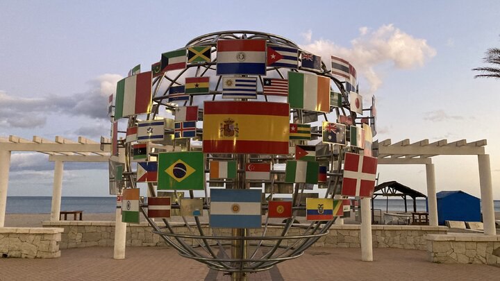 冬天就到西班牙南部海灘避寒