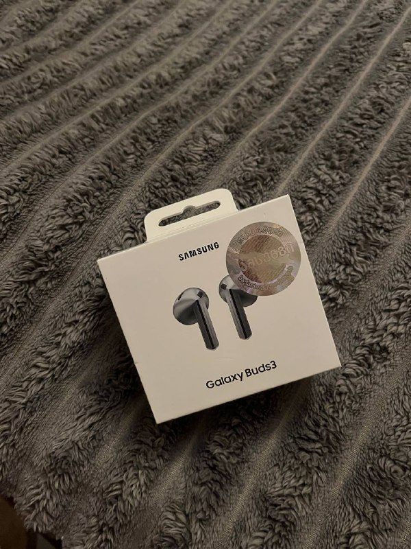 Продам левый наушник Samsung Galaxy Buds 3