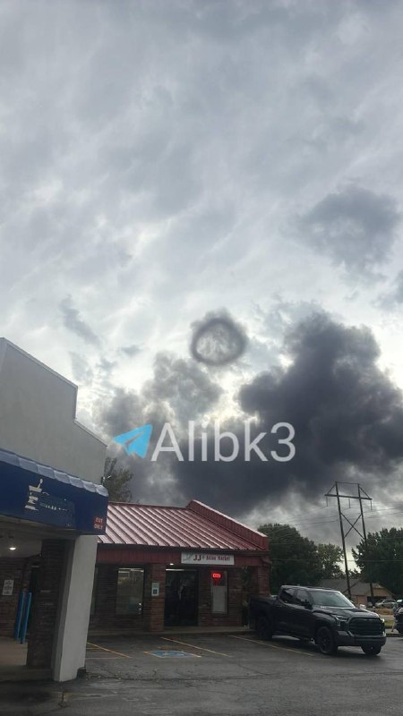 שריפה גדולה מכלה חנות ענקית לגז טבעי בעיר גלנפול באמריקה.