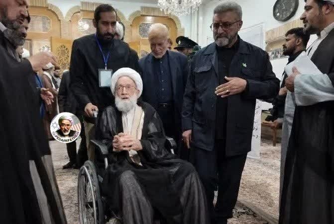پدرفتنه | pedarefetneh: 🚩حضور شیخ عیسی قاسم، رهبر شیعیان بحرین در مراسم چهلمین روز از تشییع و تدفین پیکر رهبر شهید انقلاب🔰رسانه مستقل #پدرفتنه 👇