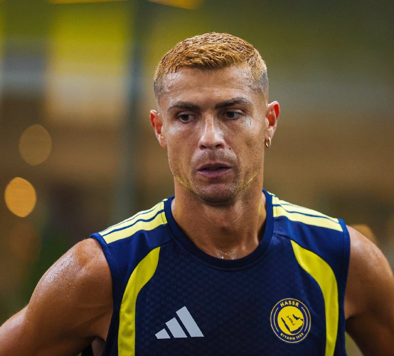 RONALDO IR: 🚨 اسطوره کریستیانو در حال تمرین توی سالن بدنسازی