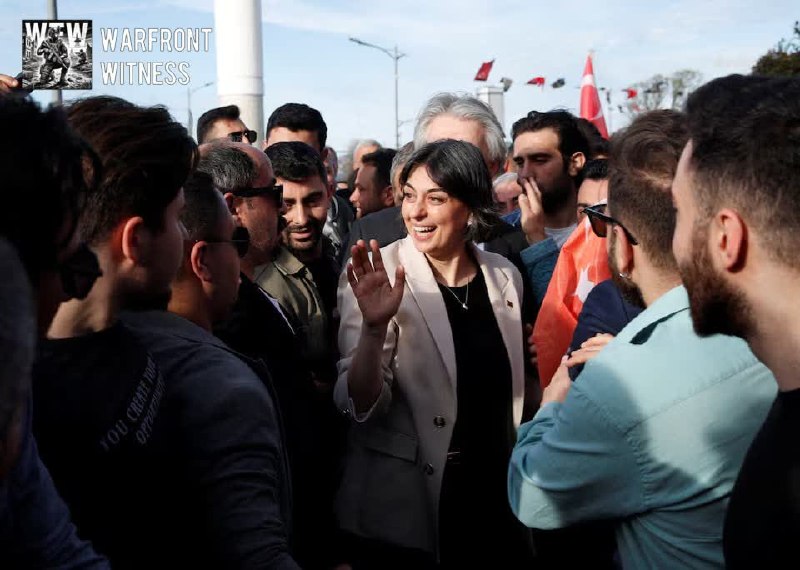 ️🇹🇷 ראש עיריית CHP של מחוז Üsküdar באיסטנבול, Sinem Dedetaş, נעצרה יחד עם סגנה, מזכיר עירייה, ומספר חשודי…