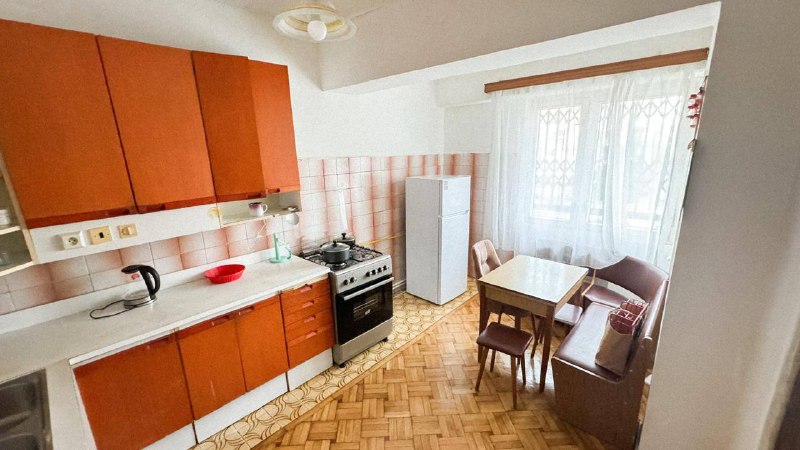 квартира на Зураб Горгиладзе 78 — фото 1