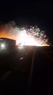 Фура с фейерверками взорвалась на Дальнем Востоке — водитель не справился с упра