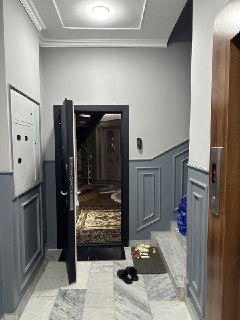 Kvartira 162kv sotiladi