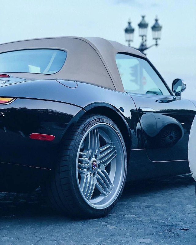 BMW Z8 E52 6
