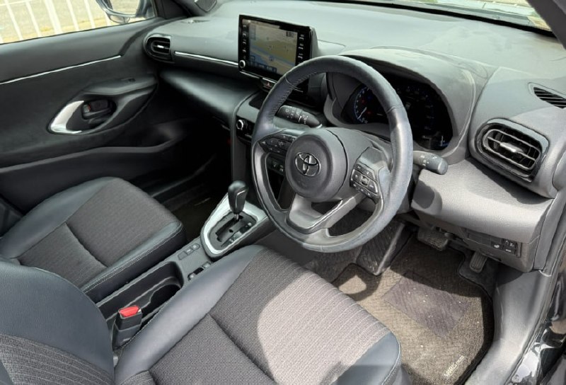 Toyota Yaris Cross 2022 фото 4