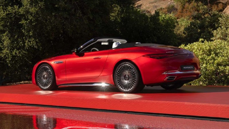 Mercedes-Maybach представил роскошный кабриолет 3