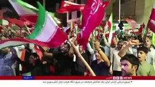 הוול סטריט ג'ורנל הכריז על הגברת ההכנות הצבאיות של איראן לחידוש המלחמה עם אמריקה. לטענת עיתון זה, ההכנות אינן מוגבלות רק לחיזוק מרכזים צבאיים וגרעיניים, אלא גם יכולות להביא להרחבת היקף ההתנגשות למדינות נוספות באזור. בוושינגטון, דונלד טראמפ, בהתייחסו להרג של ראשי רפובליקת הסלאמי במלחמה בת 40 הימים, אמר שהוא כבר לא יודע מי הצד שלו במשא ומתן באיראן. במקביל, בטהרן אומרים גורמים בממשלה כי יש צורך להיערך לתנאי מלחמה, ועלו השערות לגבי אפשרות של פעולה צבאית מקדימה של איראן.