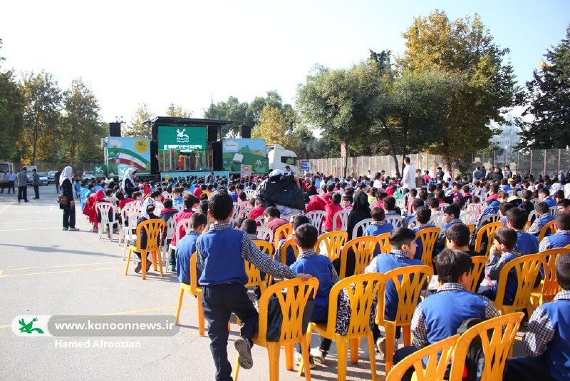 رسانه خبری کانون پرورش فکری کودکان و نوجوانان: 🔺دو تماشاخانه سیار کانون پرورش فکری کودکان و نوجوانان همزمان با ماه ربیع‌الاول، از ۲۴ مرداد ۱۴۰۵ سفر خود را به شش استان 