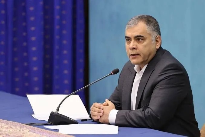 عصر ایران: شایعه استعفای وزیر نفت پس از انتقاد پزشکیان چه بود؟🔹️ رئیس‌جمهوری با انتقاد از تصمیمات وزیر نفت، صراحتا بر هماهنگی نامه‌
