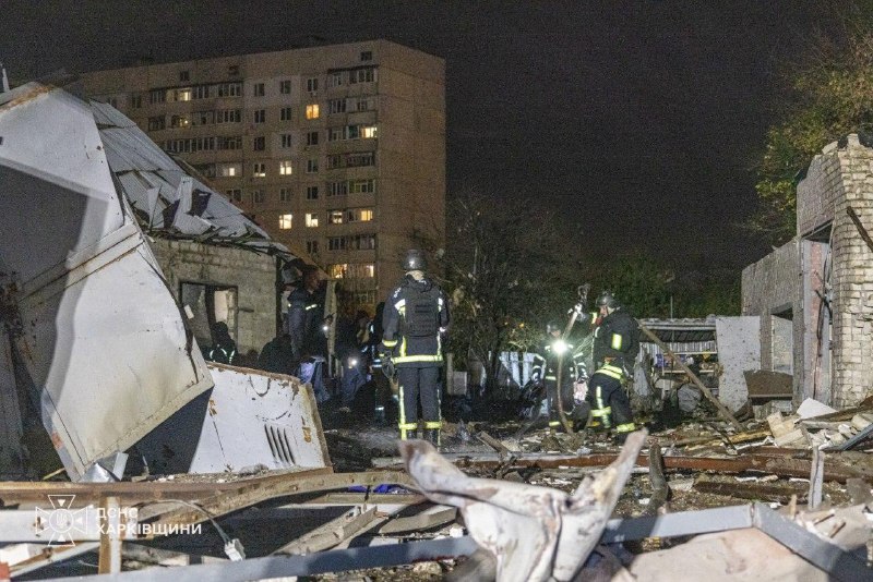 הרוסים תקפו את קייב בטילים בליסטיים. חובשים שהגיבו לקריאה ספגו אש. דיווחים ראשוניים מצביעים על נפגעים. במחו…