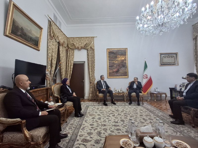 مطالعات عراق: 🔰بغداد وطهران تبحثان تفعيل اللجان المشتركة وترسيخ مسار العلاقات الثنائيةالتقى سفير جمهورية العراق لدى الجمهورية الإسلامي