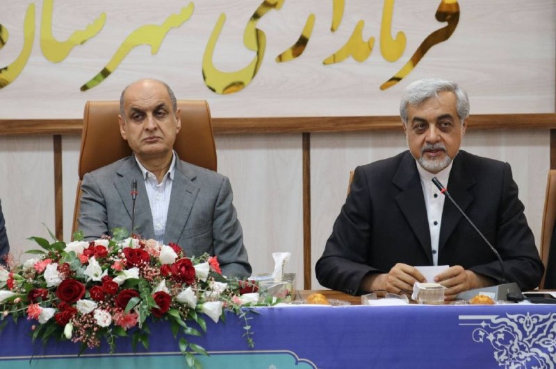 کانال رسمی دیارمیرزا: 🔵 فرماندار رشت در جلسه شورای اداری شهرستان رشت؛💢بزرگترین سرمایه حاکمیت، مردم هستند🔶 اجرای ۱۷۳۶ طرح و پروژه با ۲۸ همت اع