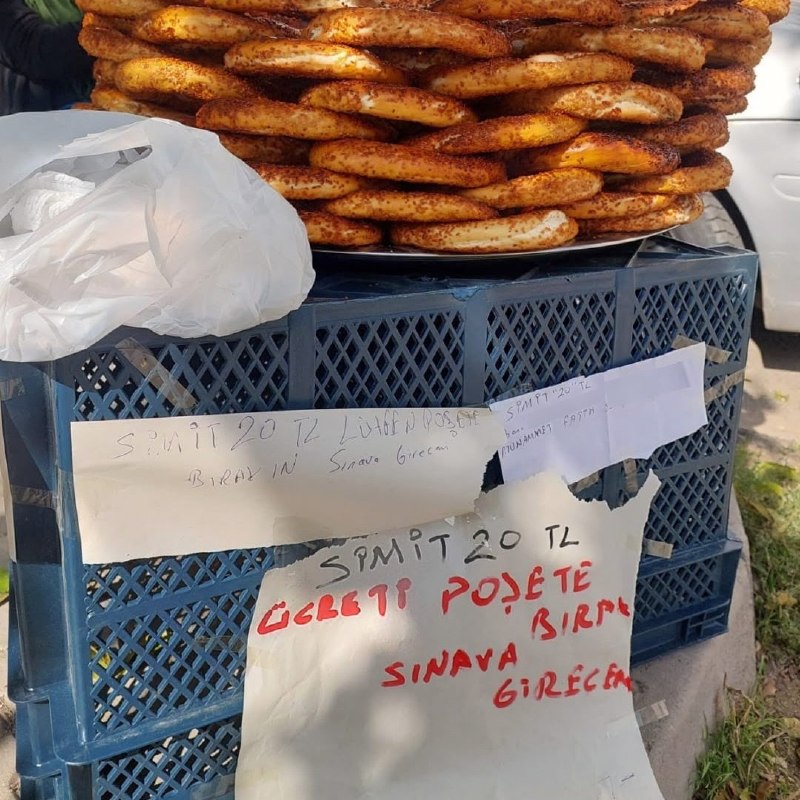 ברış סרטקאיה, שהשאיר פתק על דוכן הבייגל באלאז'יג, "תשאיר את 20 TL עבור הבייגל בתיק, אני אעבור לבחינה" וניגש…
