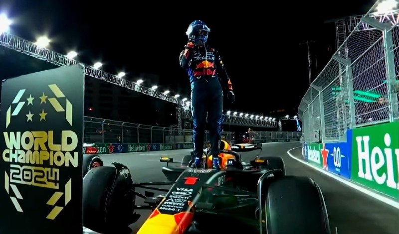 Макс Ферстаппен стал четырехкратным чемпионом «Формулы-1»