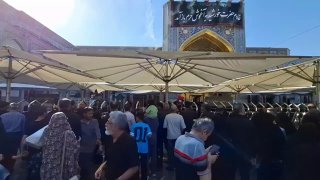 🔸כיכר השחרור, המקדש הקדוש של האימאם ה-8. מכינים את הכניסה לדרזקאר, מקום קברו של המנהיג שנהרג