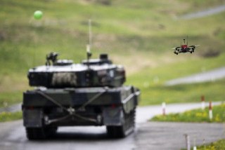 Москва вновь обвинила страны Балтии в открытии неба для украинских дронов. Латвия и Польша предупреждают о возможном открытом конфликтеСтраны Балтии открывали небо для ударов ВСУ по России, утверждает замглавы российского МИД Михаил Галузин. По его словам,