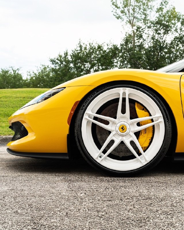 Ferrari 296 GTB 7
