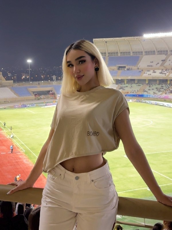Fotbalł: خبری که نیست، هوادار فجرسپاسی شیراز رو تو ورزشگاه دیروز ببینید.❤️ @Fotball