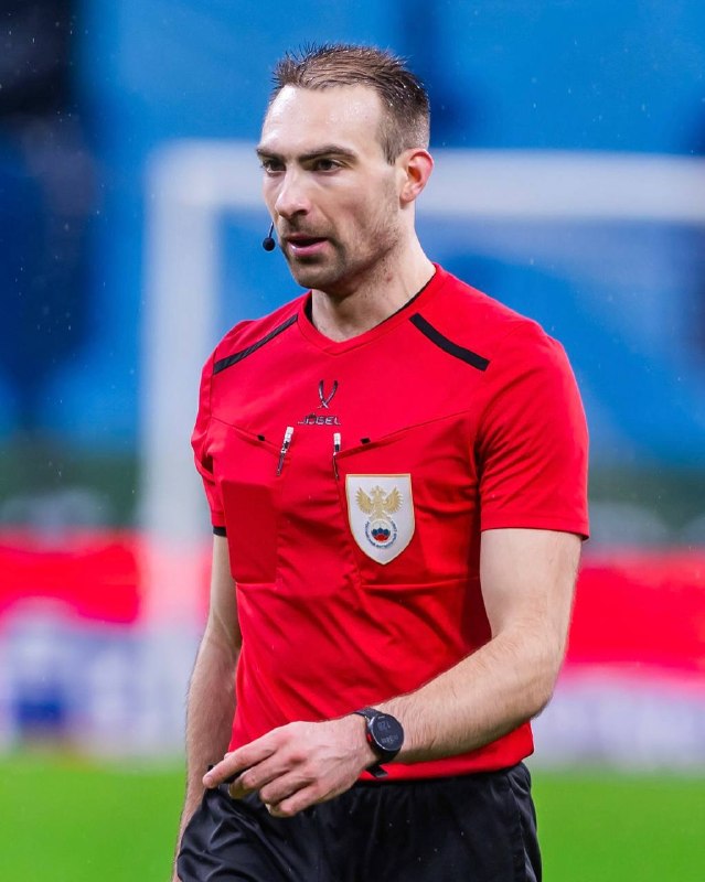 💙 #ФакелЗенит: матч обслужит бригада Антона Фролова ⚡️ Ассистенты — москвич Дмитрий Сафьян и рос…