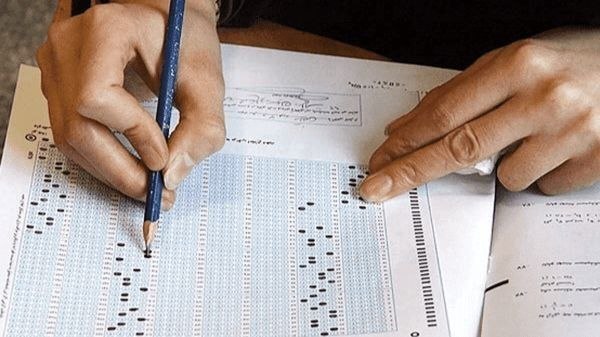 اخبار همدان: آغاز توزیع کارت کنکور ۱۴۰۵🔹کارت ورود به جلسه آزمون سراسری و آزمون اختصاصی پذیرش دانشجو-معلم سال ۱۴۰۵ از امروز دوشنبه ۲۶