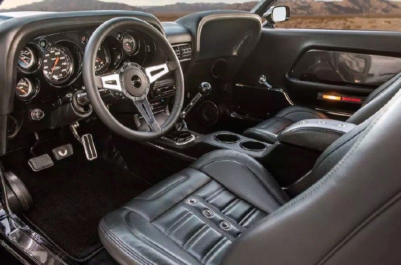 Ford Mustang Boss 429 с 9,0-литровым мотором 6