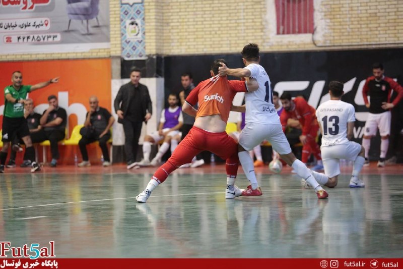 Fut5al.ir: سنایچ ساوه – گیتیپسند اصفهان؛ قهرمان در خانه یکی از مدعیان👇👇👇https://fut5al.ir/fa/?p=310408@Fut5al