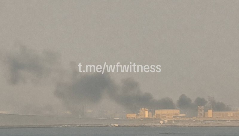️🇧🇭🇮🇷 תמונה ברורה יותר ממנאמה, בחריין המציגה את ההשלכות של פגיעת טילים איראניים מהגל הראשון.