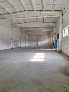 Продаётся 1 450 м². склад.