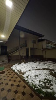 Yakkasaroy rayon 3.3 sotix uy srochna sotiladi