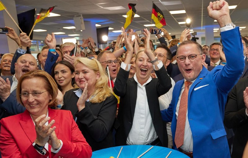 הימין הקיצוני AfD מרחיב את ההובלה לשיא של 28 אחוזים כאשר תמיכת CDU/CSU צונחת