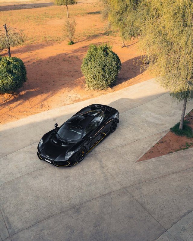 Aston Martin Valhalla 2026 года — один из всего 999 экземпляров 9