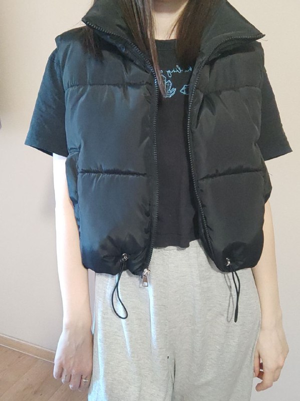 Жилеты и бомберы — фото 1