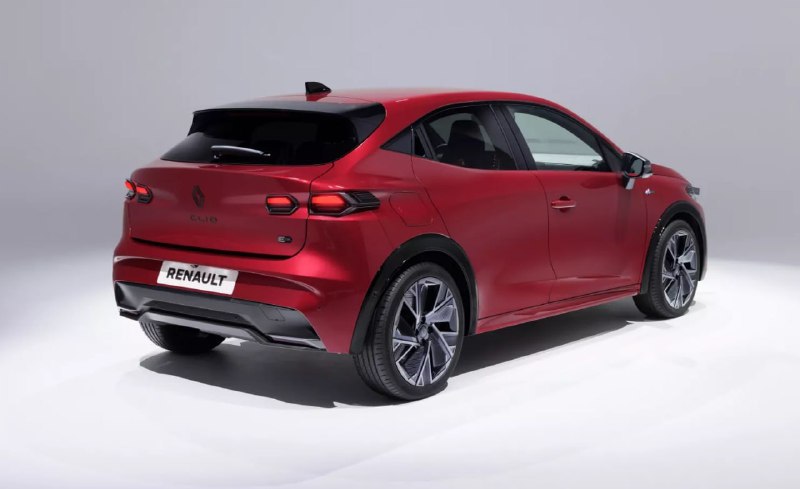 Новый Renault Clio поступил в продажу 2