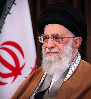 ❗️Верховный лидер Ирана аятолла Али Хаменеи был убит в результате израильского удара по его резиденции. Его тело найдено. Об этом пишет Reuters и Times of Israel. Axios пишет, что посол Израиля в США проинформировал высокопоставленных американцев о гибели 