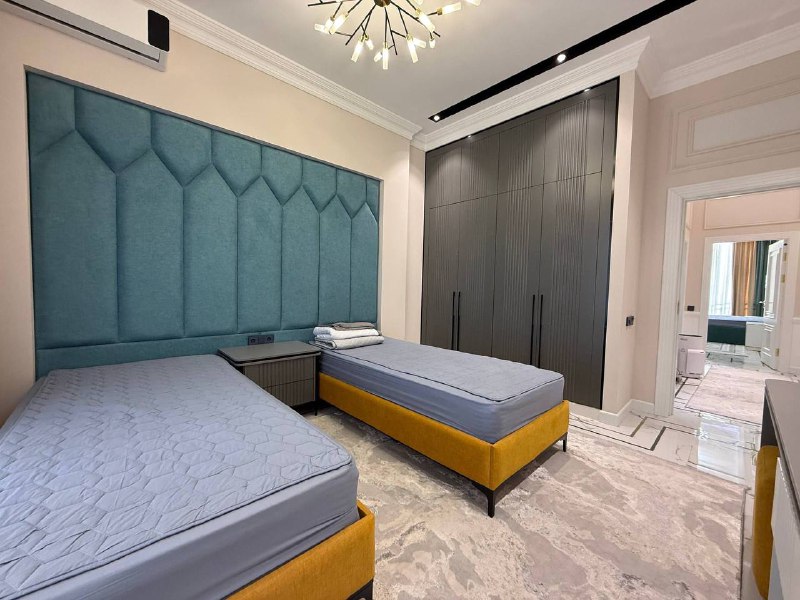 Премиум класса 🤩(Новостройка )📍Район: Юнусабадский📍 Адрес: ЖК Muhtasham (Метро Минор)▪️• 3 - комнатная квартира ▪️• Этаж - 8 из 11 этажность ▪️• Площадь - 100м2 ▪️• Состояние: Лакшерий Евроремо