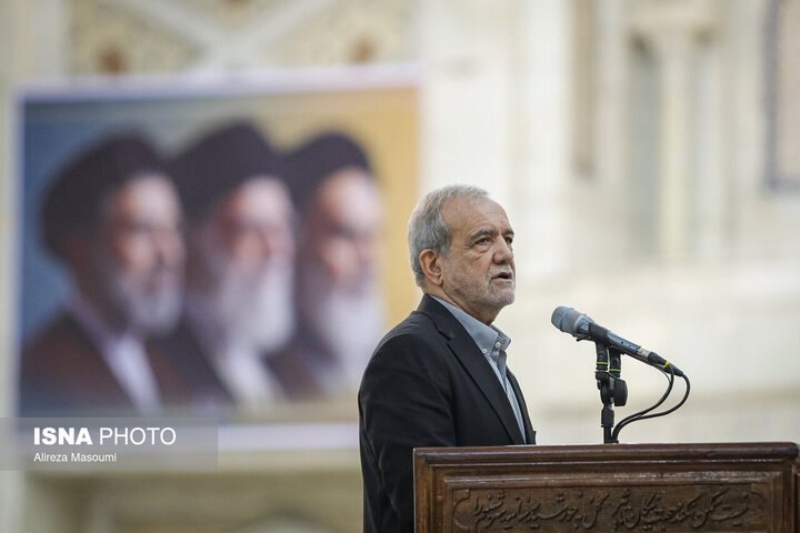 ایسنا ✔: پزشکیان: به کوری چشم دشمنان ایران را آباد میکنیمرئیسجمهور: 🔹️ما قادر هستیم به سرعت تمام مشکلات را با همدلی و همراهی مر