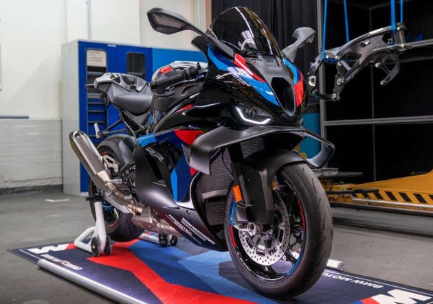 Баварцы решили, что M 1000 RR 2027 года был недостаточно бескомпромиссным. Тепер